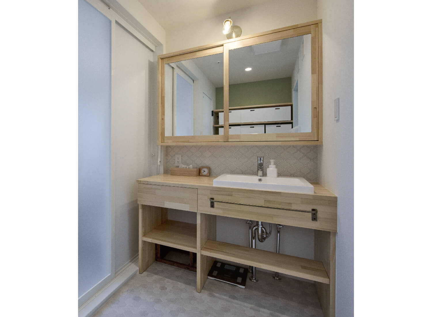 WASH ROOM