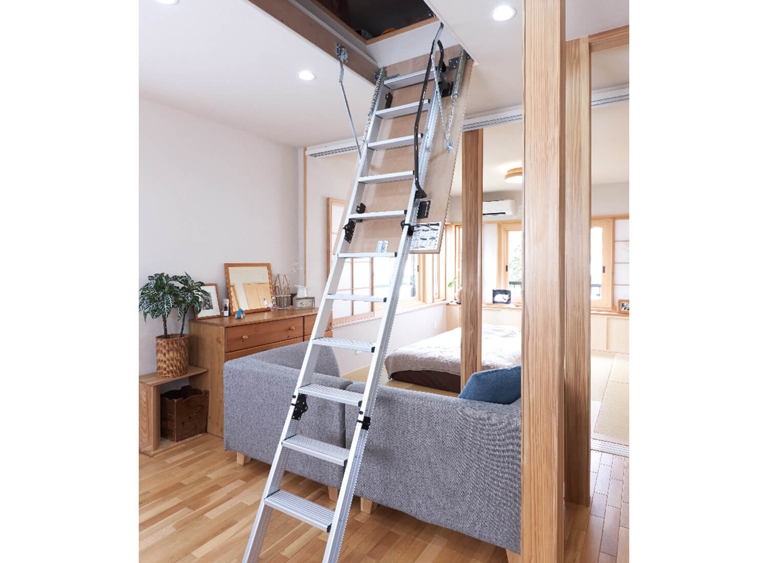 LOFT